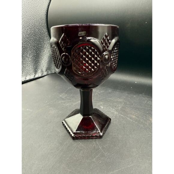 Vintage Avon Ruby Red 1876 Cape Cod 3 Wine Goblets w/Matching Decanter - Picture 7 of 8